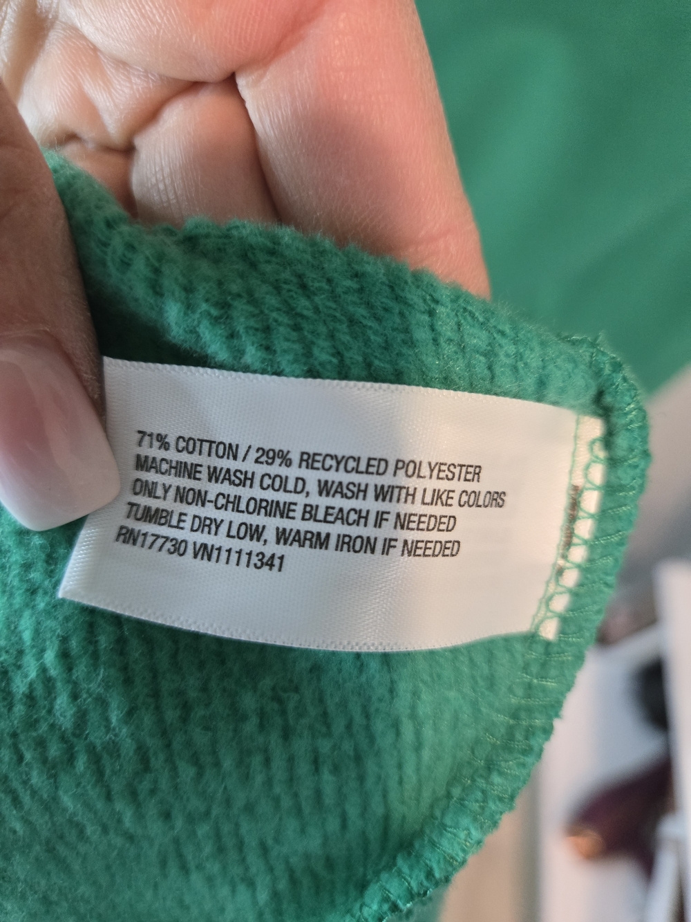 NWT Coverup-Fleece Universal Thread Green Hooded - Picture 13 of 13